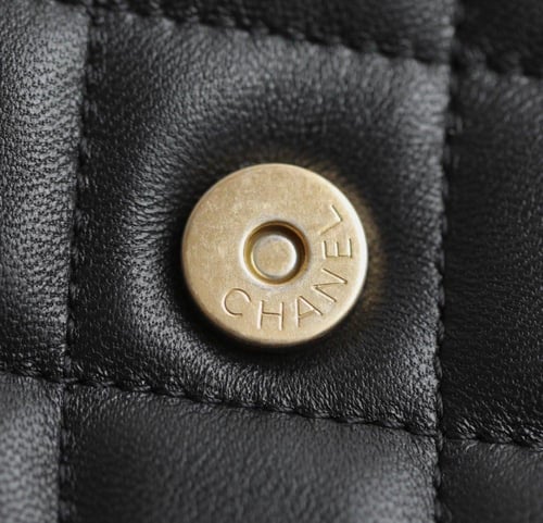 CHANEL Logo bag