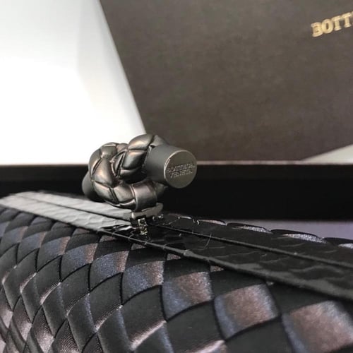 Bottega Veneta Knot clutch