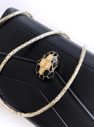 BVLGARI Serpenti Forever Phone Case أسود