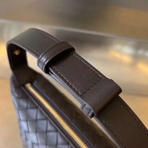 BOTTEGA VENETA Mini Wallace Brown bag