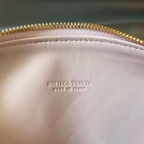 BOTTEGA VENETA Mini Wallace bag