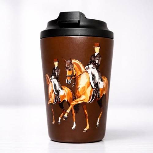 ثلاث مقات horse