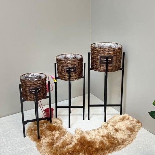 طقم مركن زرع 3 قطع ارجل حديد