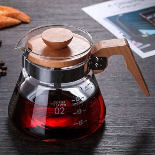 سيرفر زجاجي بمقبض وغطاء مصنوع من الخشب