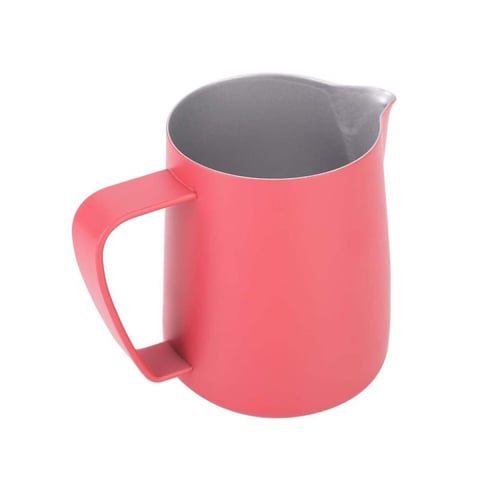 بتشر الحليب باللون الوردي