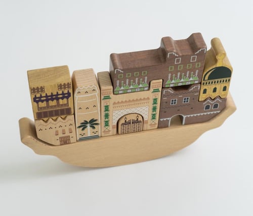 عمارة خليجية تراثية - لعبة توازن وتركيب