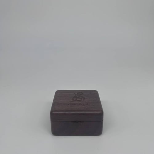 توزيعات صندوق موسيقى اليوم الوطني -(خشب الجوز) -غا...