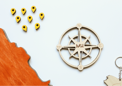 أوتلت خريطة حائط خشبية للمملكة - انجليزي