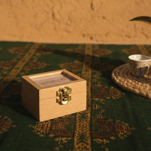 توزيعات صندوق موسيقى يوم التأسيس - خشبي زجاجي