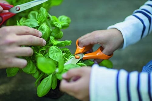 مقص الحدائق العالمي S90 طول 21سم من FISKARS