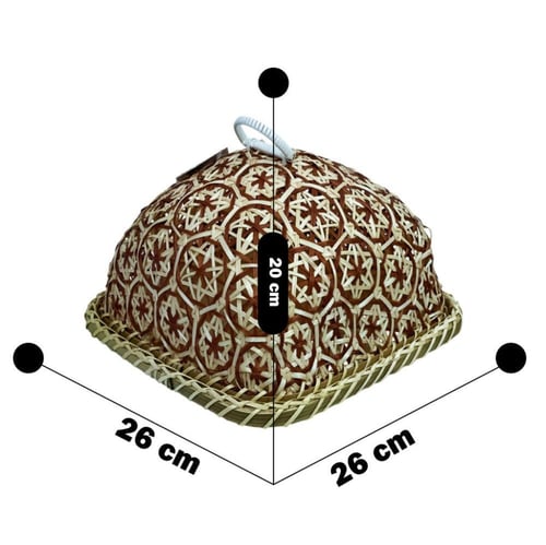 سلة خوص مع غطاء مربع