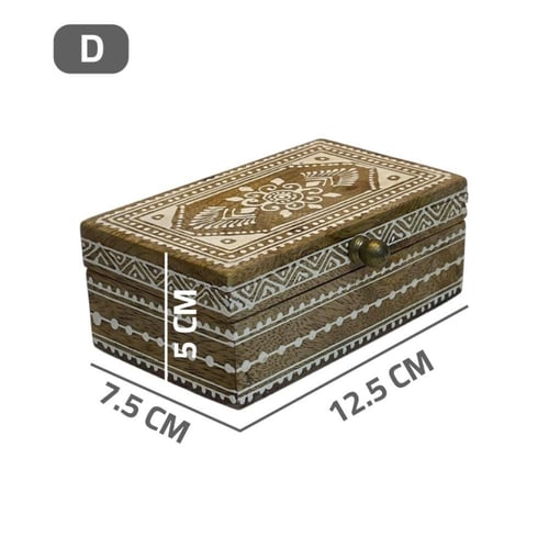 صندوق خشب نقشة بيضاء