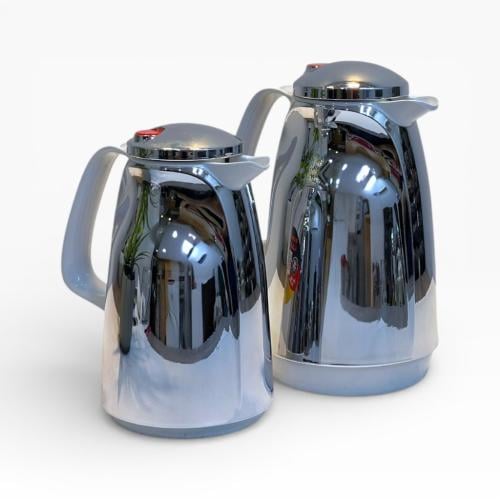 ترمس بمقبض أبيض