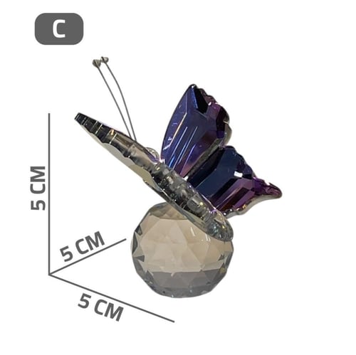 فراشة زجاجية