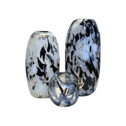 فازة زجاج أسود رخامى