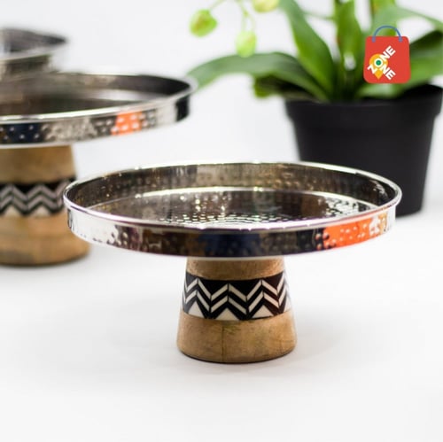 ستاند تقديم فضي مع قاعدة خشب