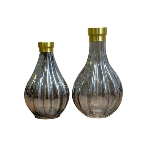 فازة زجاج أسود شفاف مع ذهبي