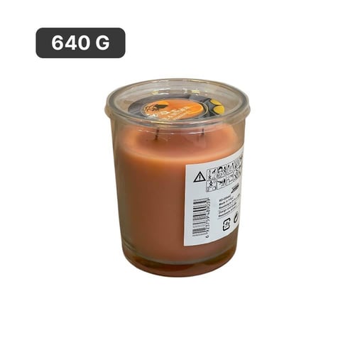 شموع معطرة كبيرة في كأس