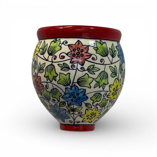 فازة أزهار ملونة