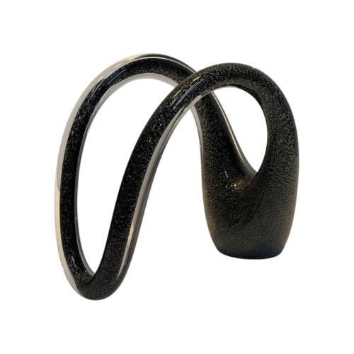 تحفة مجسم زجاجى