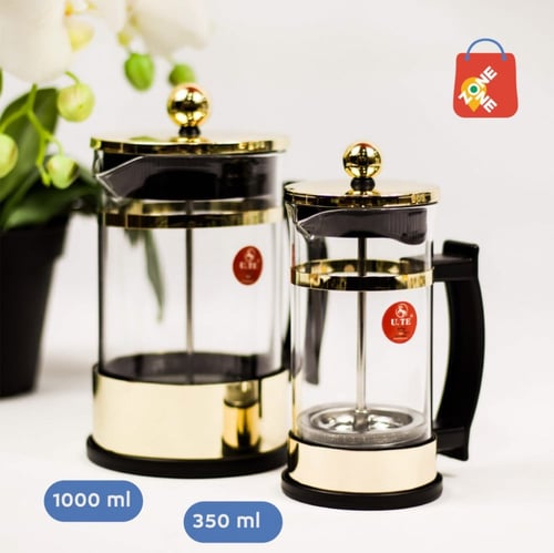 إبريق زجاج بمصفاة يدوية عامودية