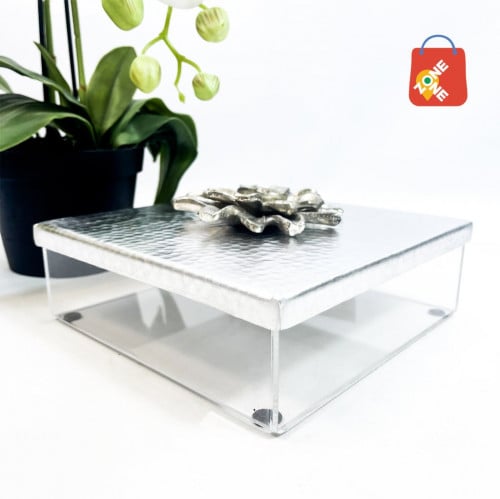 علبة اكريلك بغطاء حديد هندي لون فضي