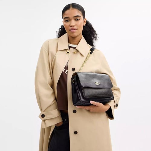 Elodie Crossbody Bag In Signature Canvas