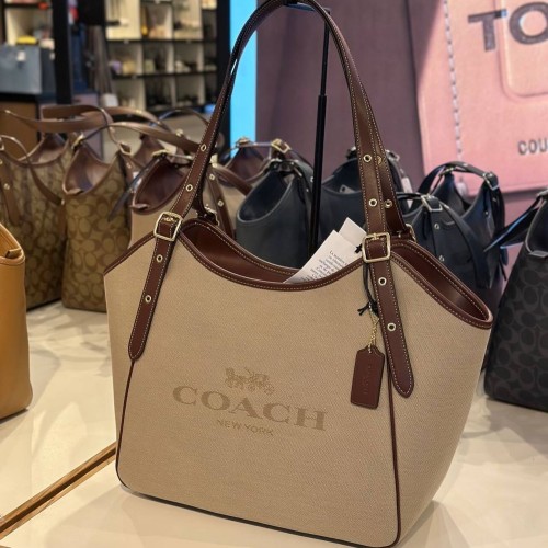 Meadow Shoulder Bag