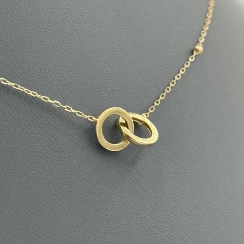 عقد ذهب عيار 18 تصميم الماس الوزن : 1.0g