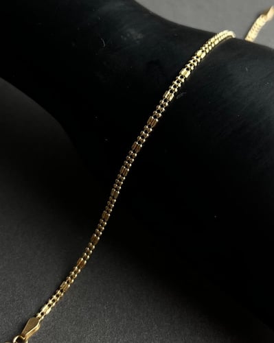 سوارة ذهب صافي عيار 18 الوزن:2.9g