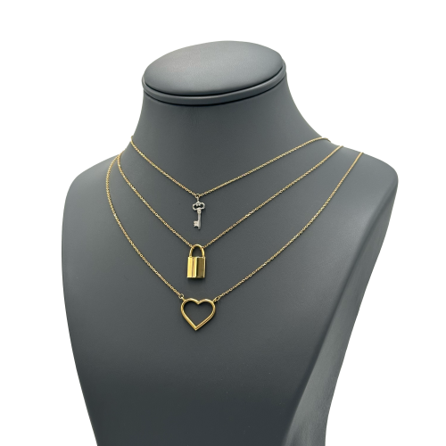 عقد ذهب صافي مكس عيار 18 الوزن :7.8g