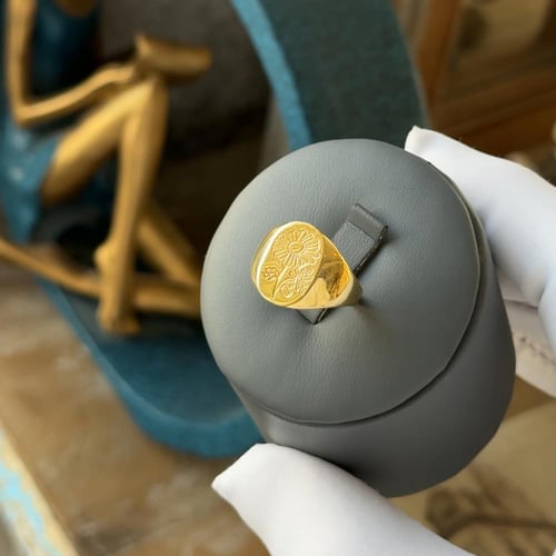 خاتم فلورين ذهب صافي عيار 18 تصميم لومير الوزن : 2...