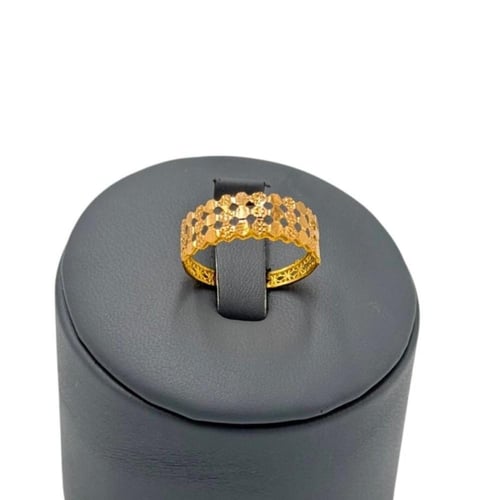 خاتم ذهب صافي عيار 21 الوزن : 0.9g