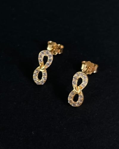 نصف طقم ذهب اطفال عيار21 تصميم الماس الوزن3.5g