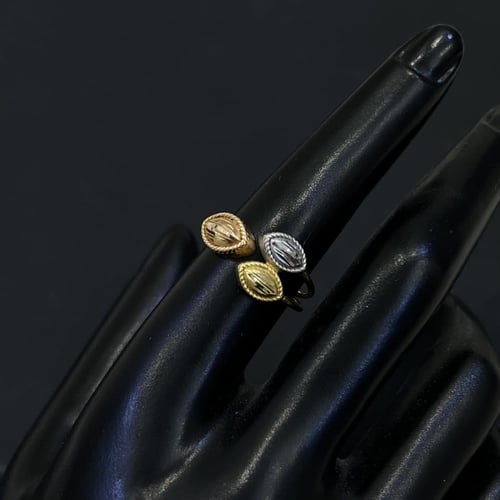 خاتم ذهب صافي مكس عيار 18 الوزن : 3.4g