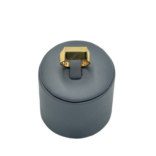 خاتم ذهب صافي عيار 18 الوزن:3.3g