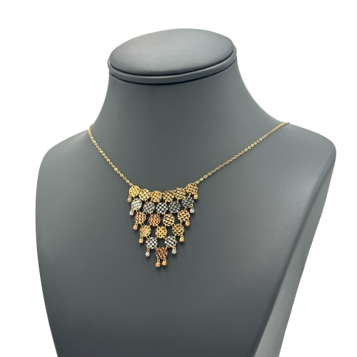 عقد ذهب صافي عيار 18 الوزن : 4.5g