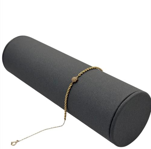 سوارة ذهب عيار 18 تصميم الماس الوزن : 1.0g