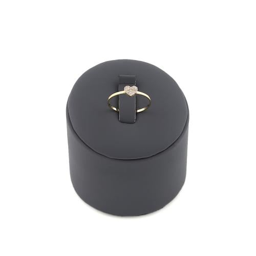 خاتم ذهب عيار 18 تصميم الماس الوزن : 0.7g