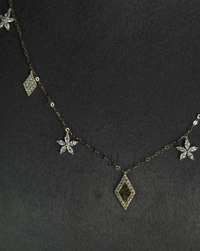 تشوكر ذهب عيار18 تصميم الماس الوزن 1.8g