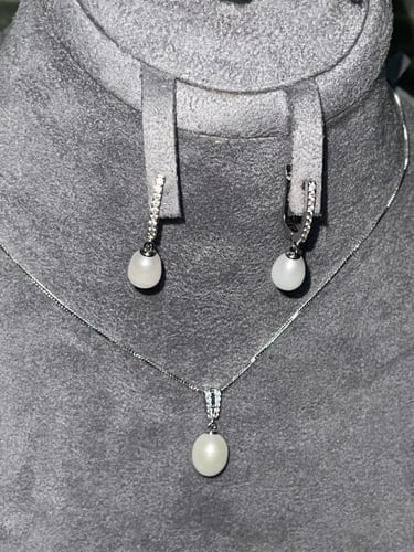 طقم لؤلؤ طبيعي