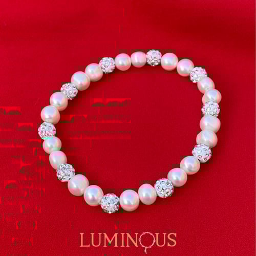 طقم اللؤلؤ الخلاب