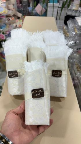 توزيعات سجادات مع لوقو رمضاني 12 حبة 130 ريال