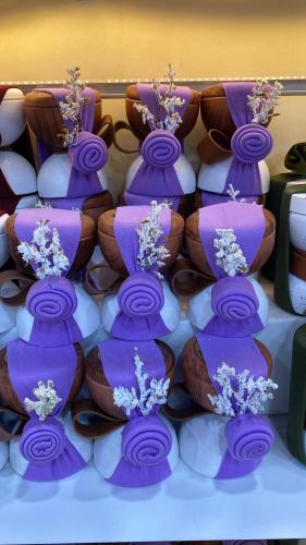 مباخر أفريقي مع التزيين