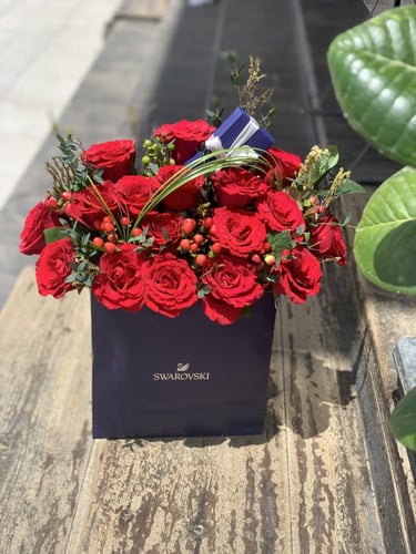 تنسيق مجموعه هدايا على كيس سواروفيسكي