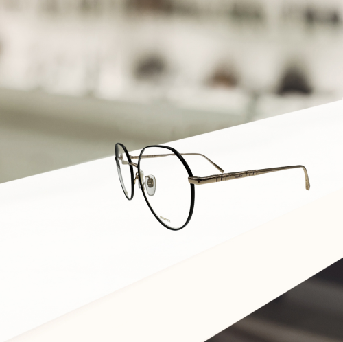 نظارة طبية شوبارد بإطار أنيق أسود