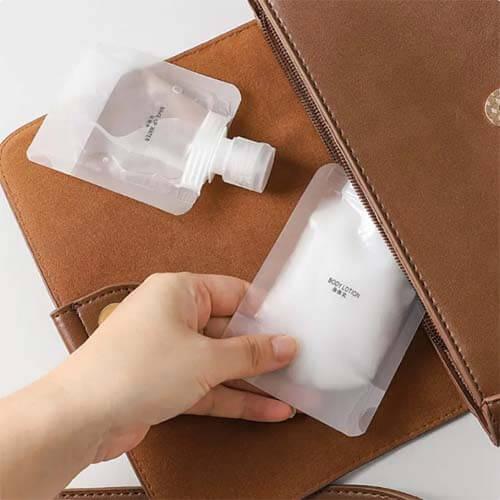 عبوات اكياس متنقلة للكريمات ومواد العناية الشخصية...