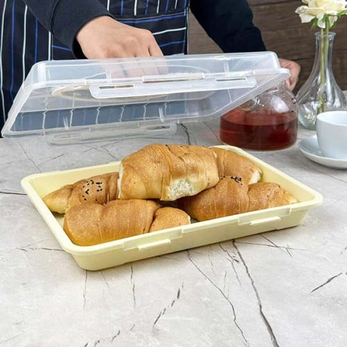حافظة معجنات و مخبوزات مستطيلة بغطاء محكم الاقفال...