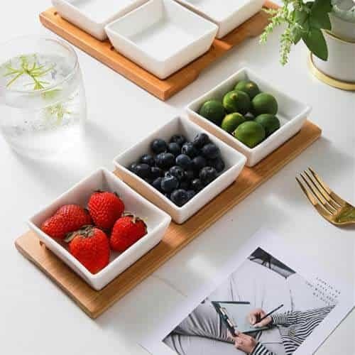 صحن تقديم ابيض مربع 3 قطع للمكسرات والحلا لتقديم م...