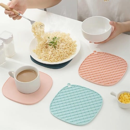 حامل قدور سيليكون 2 قطعه لعزل حرارة القدور و الأوا...